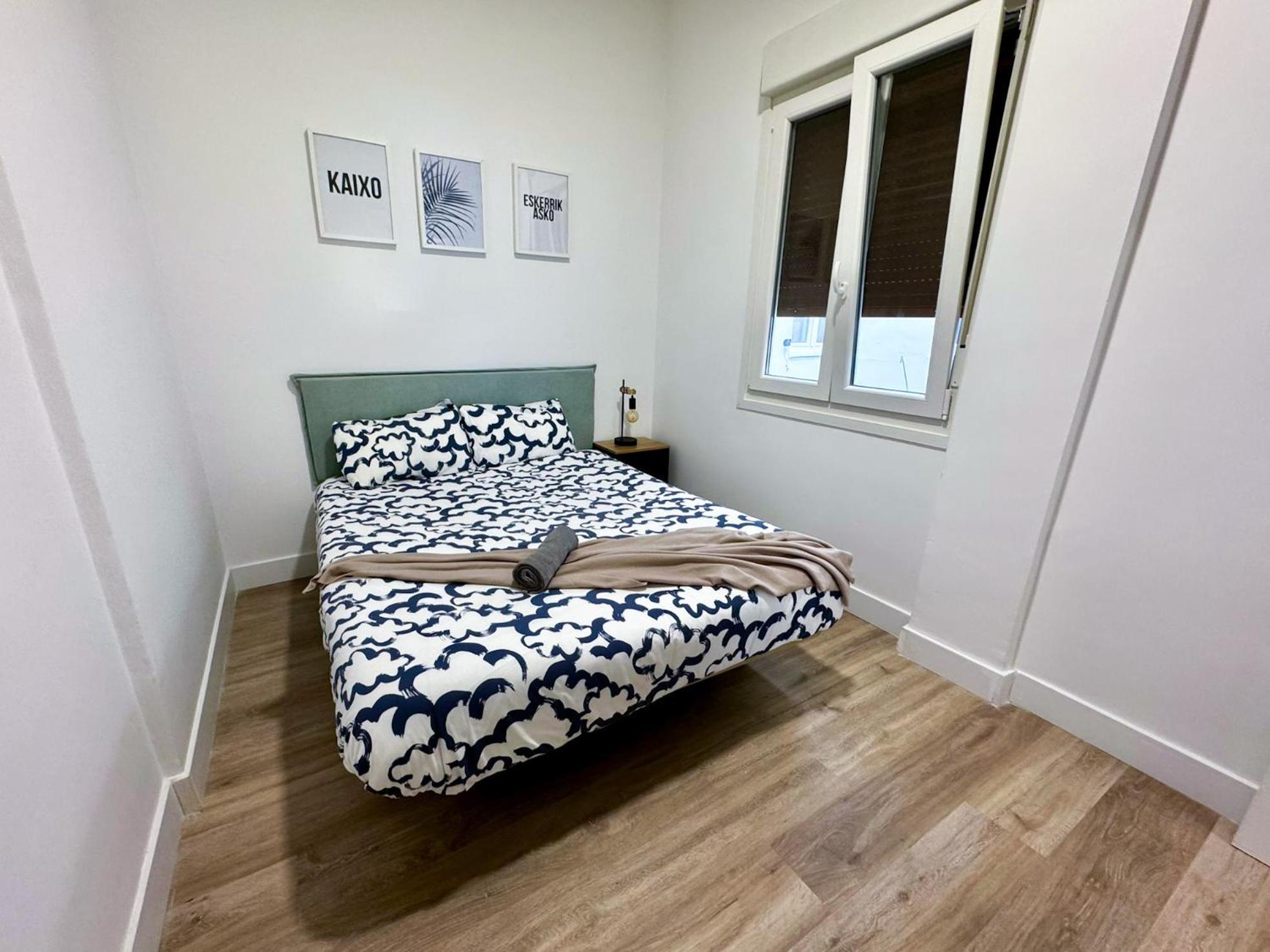 Junto Al Ayuntamiento Apartamento